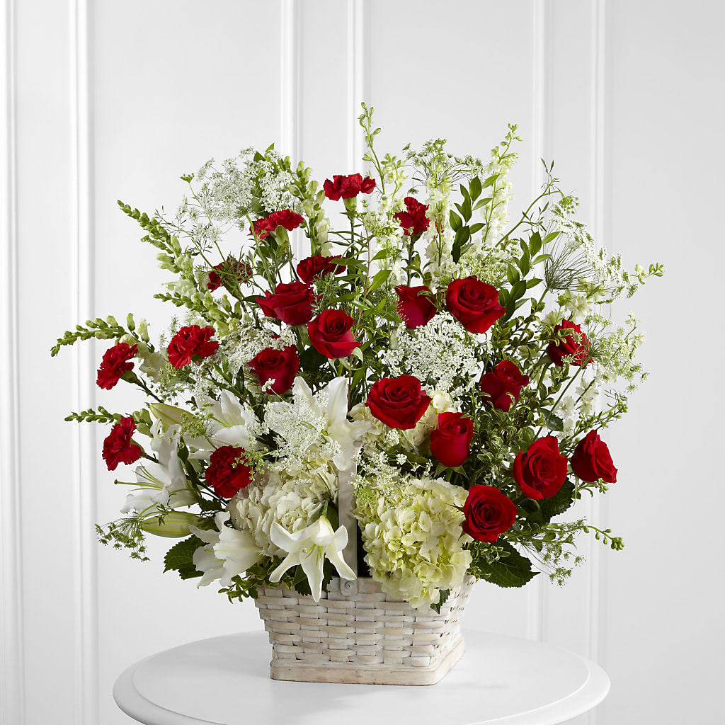 In Loving Memory Arrangement – Maple Ridge Florist, Maple Ridge BC