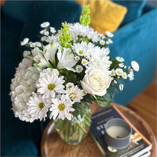 Classic Ivory – A Florist Original – Maple Ridge Florist, Maple Ridge BC