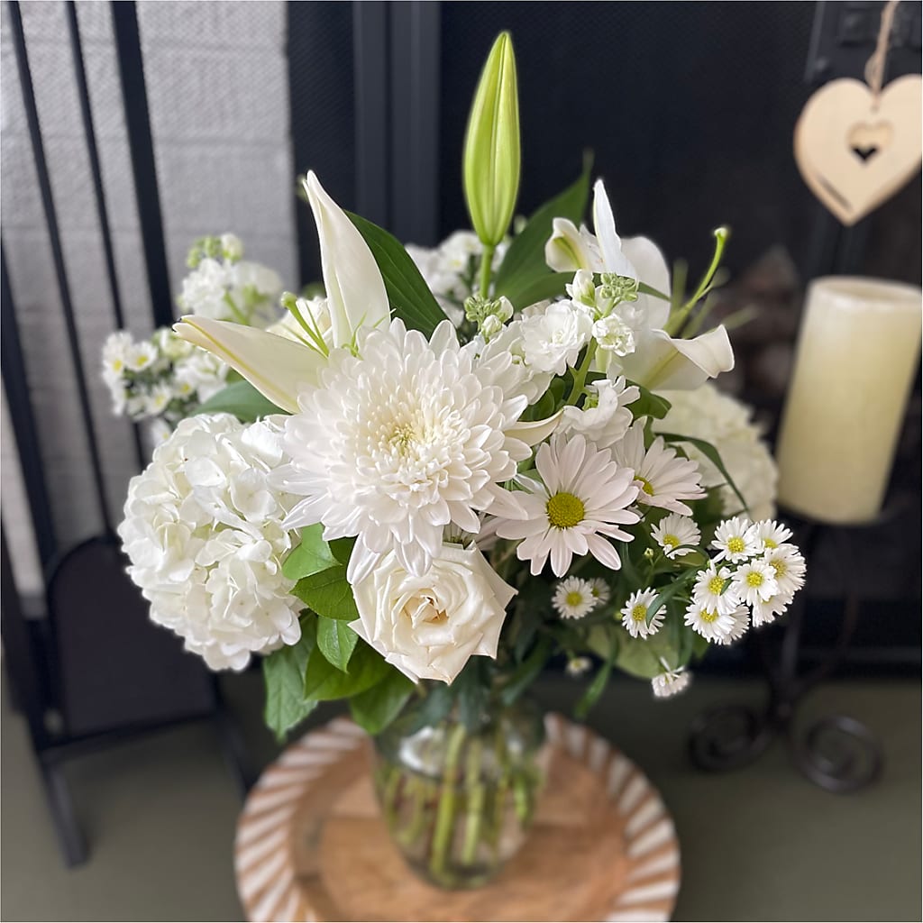 Classic Ivory – A Florist Original –  Maple Ridge Florist, Maple Ridge BC